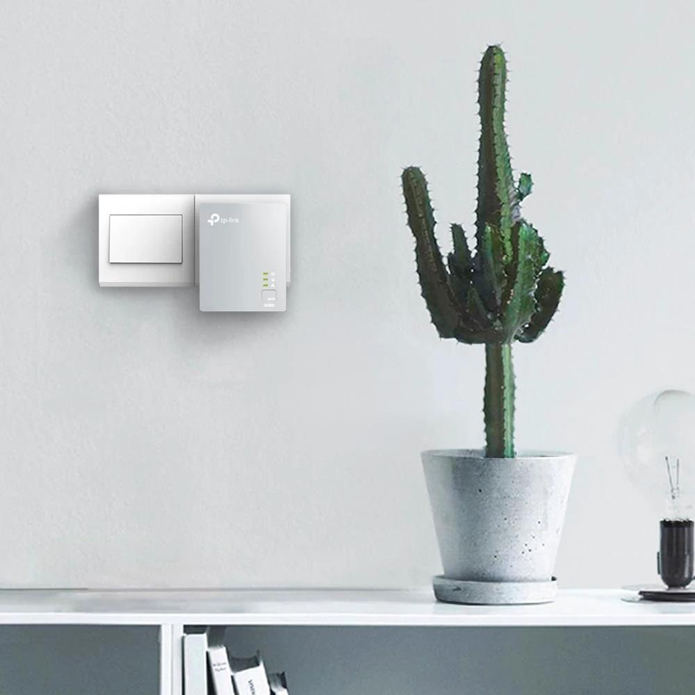 TP-Link TL-PA4010 KIT Powerline Starter Kit by TP Link