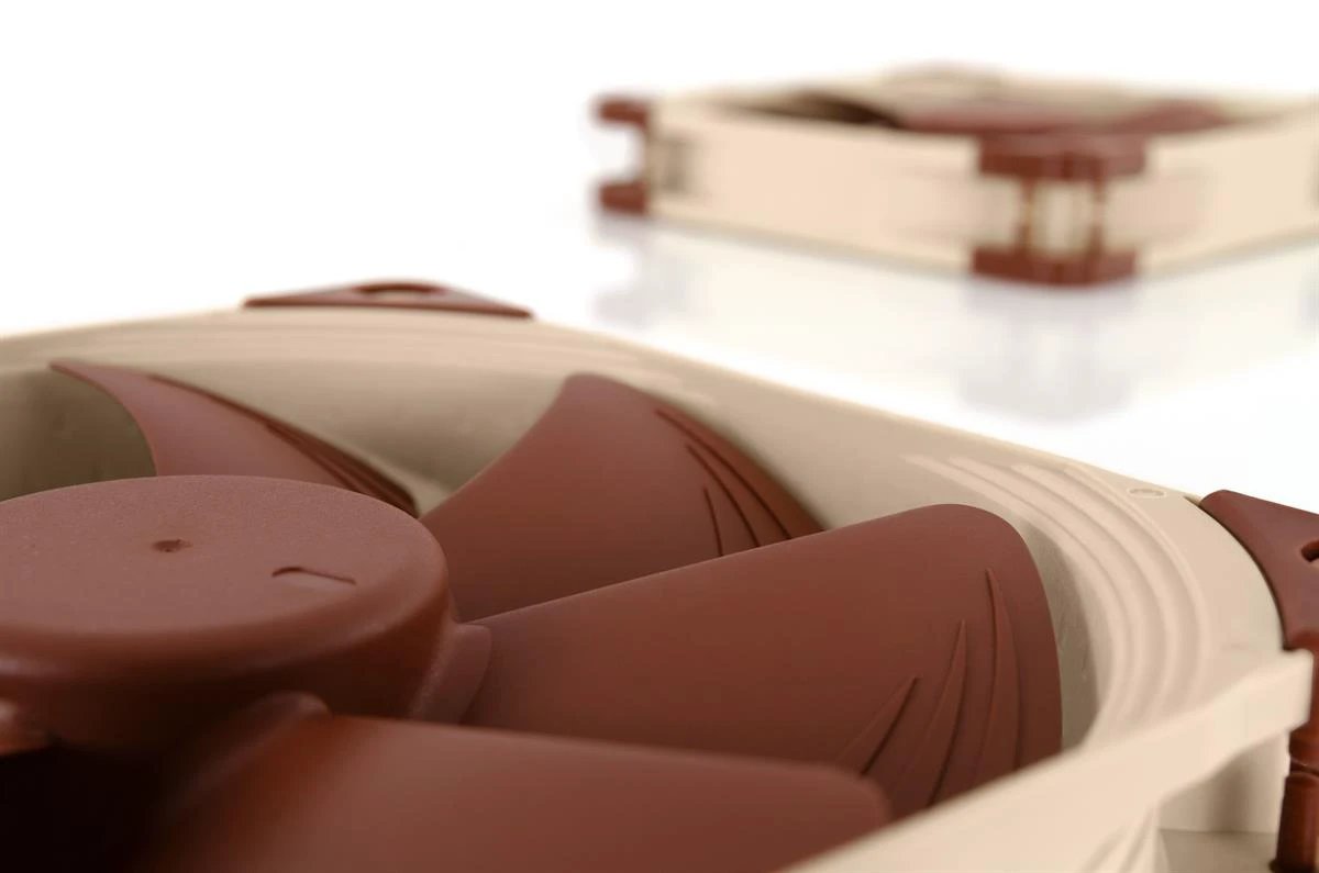 Noctua NF-A14 PWM 140mm Fan by Noctua