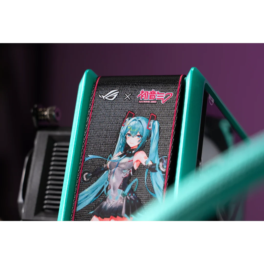 Thermaltake ASUS Hatsune MIKU Limited Edition Desktop PC, Ryzen 7, 32GB RAM, 2TB SSD, RTX 5080, Windows 11 Home by Thermaltake