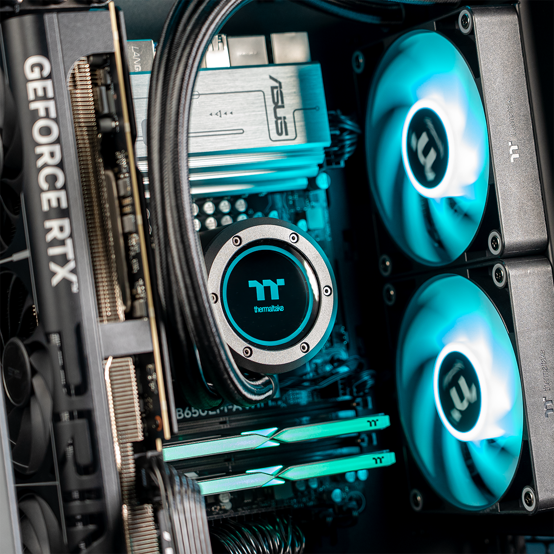 Thermaltake Citadel 300 Pro Desktop PC AMD Ryzen 5 7600 32GB RAM RTX 5070 W11H - Tower 300 Black