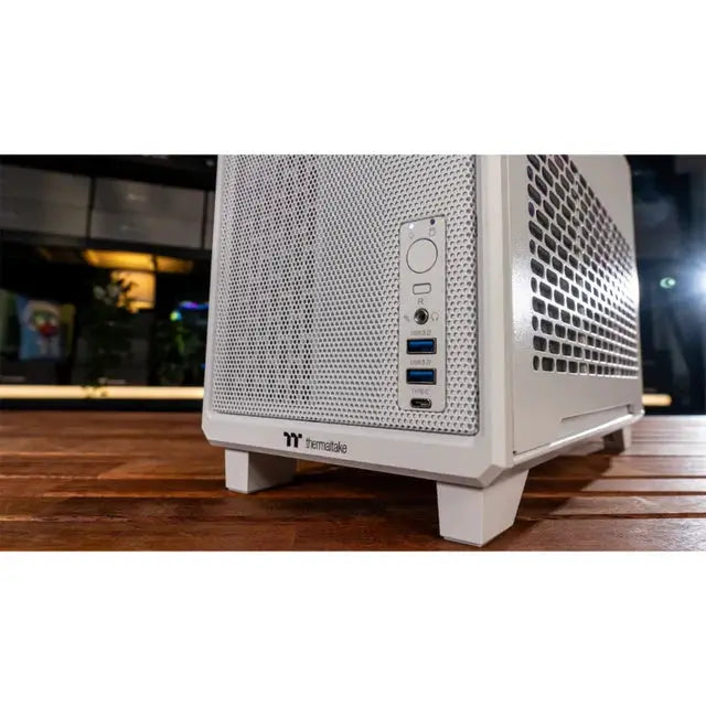 Thermaltake Nomad PRO Desktop Gaming PC i5-14600KF 32GB 1TB RTX5070 W11H - Snow Edition by Thermaltake