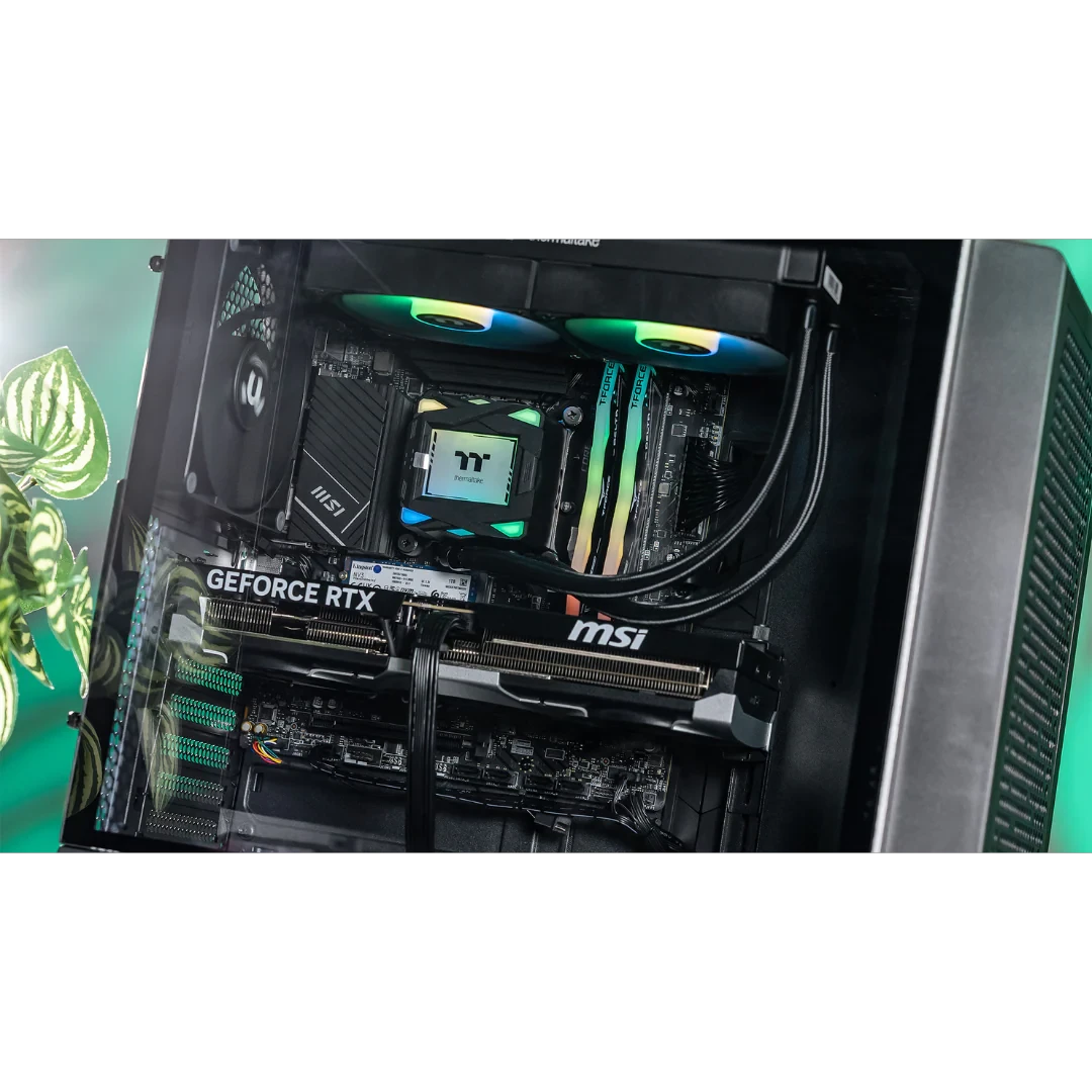 Thermaltake Infinity Xtreme i7-14700F, 32GB RAM, 1TB SSD, RTX 5080, Windows 11 Home - Black by Thermaltake