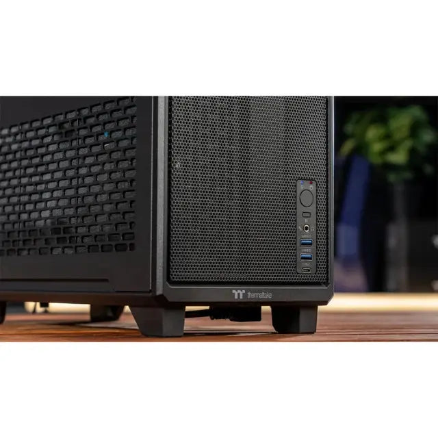 Thermaltake Nomad PRO Desktop Gaming PC i5-14600KF 32GB 1TB RTX5070 W11H - Black Edition by Thermaltake
